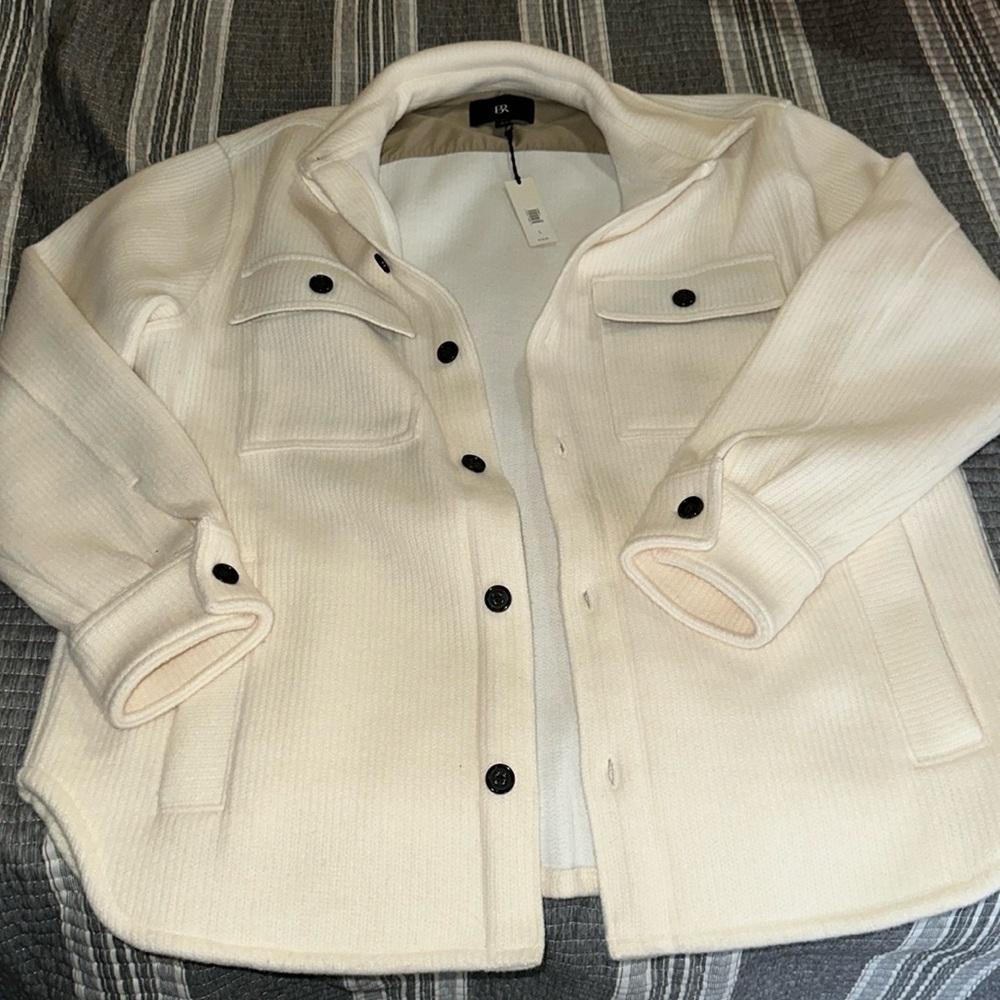 Brand new Banana Republic fleece sweater size large. Runs larger in size.